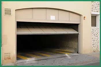 Quality Garage Door Service Laveen Village, AZ 480-524-0080 - hom-cont-gr-22m